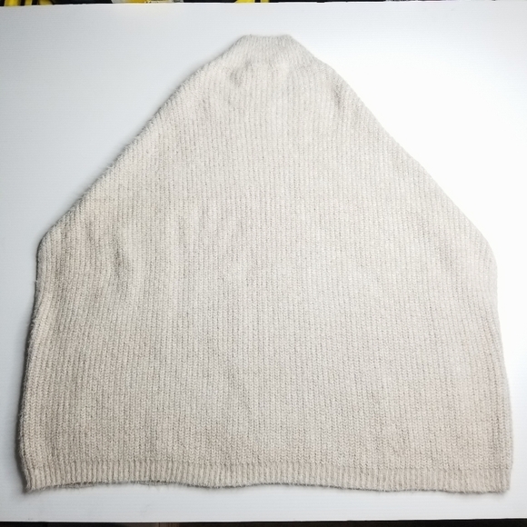 Anthropologie Akemi & Kin Eyelash Turtleneck One Size Biege Cable Knit Poncho - Picture 5 of 10
